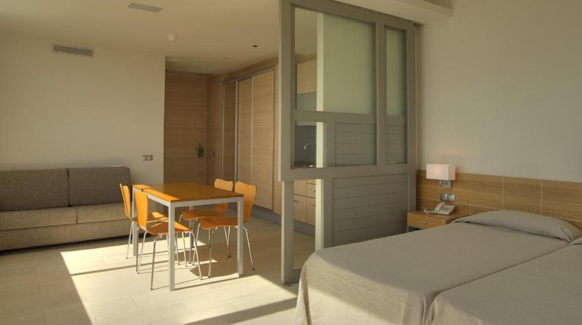 Ohtels Les Oliveres El Perelló エクステリア 写真