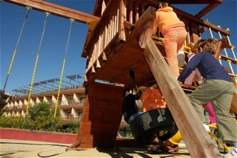 Ohtels Les Oliveres El Perelló エクステリア 写真