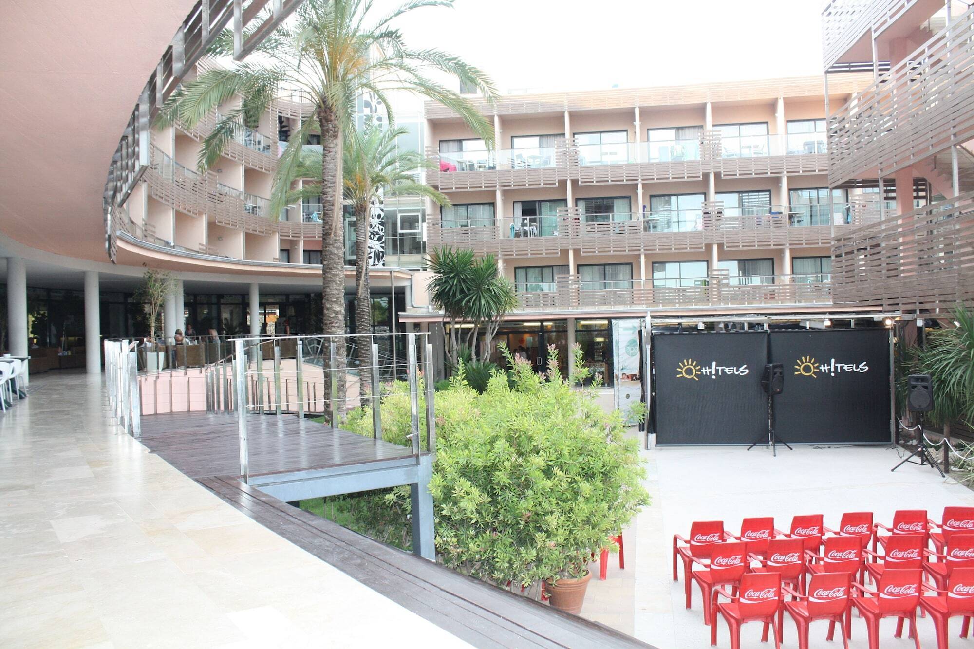 Ohtels Les Oliveres El Perelló エクステリア 写真